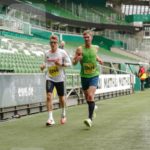 13.09.2026 - 21. swb-Marathon Bremen Michael Burmester http://msf.ph/oto/10429752 13.09.2026 10:20:58 Laufen im Stadion 10244, 10261, 10262, 10818, 10961, 10994, 11067, 11068, 11142, 11176, 11197, 11418, 11512, 11964, 12289, 12324, 12358, 12413, 12456, 12513, 12520, 12540, 13505, 13514, 13540, 13548, 13558, 13560, 13568, 13575, 13583, 13588, 13590, 13601, 13605, 13606, 13608, 13610, 13619, 13633, 13637, 10597, 12272, 12457, 12458, 13501, 13504, 13510, 13515, 13517, 13522, 13542, 13543, 13547, 13554, 13561, 13567, 13579, 13623, 13635 meine-sportfotos.de