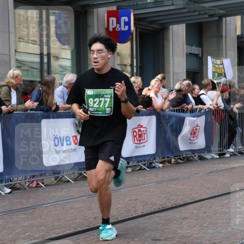 13.09.2026 - 21. swb-Marathon Bremen Strokosch-Dieckow http://msf.ph/oto/10429765 13.09.2026 13:09:39 Ziel 538, 567, 623, 1723, 1975, 2020, 2750, 4781, 5627, 8835, 9241, 9277, 9804, 9817, 195, 1034, 3197, 4473, 4782, 4895, 5111, 6652, 8759, 9241, 9789, 9866 meine-sportfotos.de