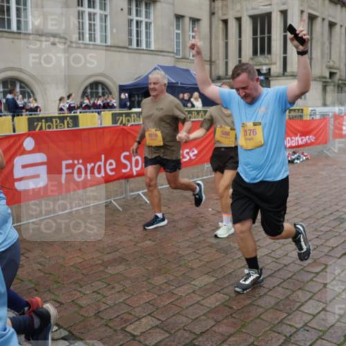 13.09.2026 - Kiel Lauf Yannick Fuchs http://msf.ph/oto/10429775 13.09.2026 11:11:11 Ziel 2192, 2251, 4019, 5341, 6852, 7473, 8314, 8315, 8826, 11934, 11947, 586, 1334, 1523, 2175, 2176, 2177, 2512, 2628, 3716, 5920, 6409, 6670, 6756, 7930, 8468, 8491, 9916, 10090, 10101, 10380, 10550, 10661, 11600, 11644, 1079, 1460, 1655, 3346, 4090, 4589, 5869, 7181, 7431, 8127, 9693, 10067, 10882, 11361, 11417, 11719, 12845, 586, 1334, 2134, 2175, 2176, 2177, 3245, 3716, 6476, 9206, 9406, 9916, 10101, 11576 meine-sportfotos.de