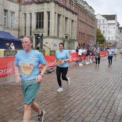 13.09.2026 - Kiel Lauf Yannick Fuchs http://msf.ph/oto/10429800 13.09.2026 11:11:14 Ziel 1079, 2192, 2251, 3346, 4019, 5341, 7473, 8314, 8315, 8826, 9693, 10067, 10882, 11361, 11934, 11947, 12845, 1523, 2512, 2628, 5920, 6409, 6670, 6756, 6852, 7930, 8468, 8491, 10090, 10380, 10550, 10661, 11600, 11644, 1460, 1655, 4053, 4090, 4589, 5869, 7181, 7431, 8127, 11417, 11719, 586, 1334, 2134, 2175, 2176, 2177, 3716, 9206, 9406, 9916, 10090, 10101, 10550 meine-sportfotos.de