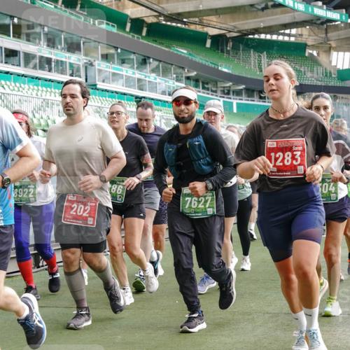 13.09.2026 - 21. swb-Marathon Bremen Michael Burmester http://msf.ph/oto/10429830 13.09.2026 13:27:23 Laufen im Stadion 111, 186, 202, 357, 364, 390, 478, 597, 726, 829, 833, 888, 925, 1077, 1220, 1412, 1473, 1496, 1530, 1608, 1618, 1700, 1769, 1958, 1961, 1984, 2236, 2273, 2309, 2382, 2384, 2388, 2404, 2428, 2502, 2507, 2508, 2542, 2558, 2576, 2582, 2592, 2656, 2675, 2725, 2748, 2817, 2875, 2876, 2923, 2965, 2970, 3045, 3047, 3050, 3073, 3084, 3184, 3219, 3359, 3433, 3540, 3592, 3629, 3756, 3885, 3907, 3978, 4457, 4660 meine-sportfotos.de