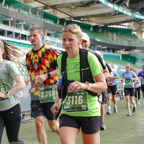 13.09.2026 - 21. swb-Marathon Bremen Michael Burmester http://msf.ph/oto/10429877 13.09.2026 13:27:26 Laufen im Stadion 111, 186, 202, 357, 364, 390, 478, 597, 726, 829, 833, 888, 925, 1077, 1220, 1412, 1473, 1496, 1530, 1608, 1618, 1700, 1769, 1958, 1961, 1984, 2236, 2273, 2309, 2388, 2404, 2428, 2502, 2507, 2508, 2542, 2558, 2576, 2582, 2592, 2656, 2675, 2725, 2748, 2817, 2875, 2876, 2923, 2965, 2970, 3045, 3047, 3050, 3073, 3084, 3184, 3219, 3359, 3433, 3540, 3592, 3629, 3756, 3885, 3907, 3978, 4457, 4660 meine-sportfotos.de