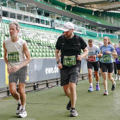 13.09.2026 - 21. swb-Marathon Bremen Michael Burmester http://msf.ph/oto/10429906 13.09.2026 13:27:27 Laufen im Stadion 111, 186, 202, 357, 364, 390, 478, 597, 726, 829, 833, 888, 925, 1077, 1220, 1412, 1473, 1496, 1530, 1608, 1618, 1700, 1769, 1958, 1961, 1984, 2236, 2273, 2309, 2388, 2404, 2428, 2502, 2507, 2508, 2542, 2558, 2576, 2582, 2592, 2656, 2675, 2725, 2748, 2817, 2875, 2876, 2923, 2965, 2970, 3045, 3047, 3050, 3073, 3084, 3184, 3219, 3359, 3433, 3540, 3592, 3629, 3756, 3885, 3907, 3978, 4457, 4660 meine-sportfotos.de