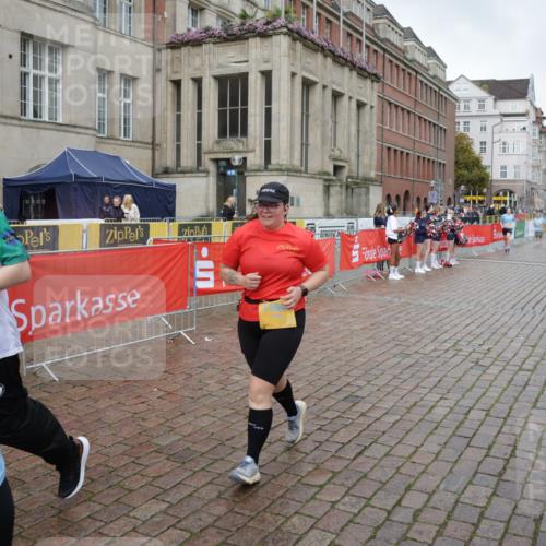 13.09.2026 - Kiel Lauf Yannick Fuchs http://msf.ph/oto/10429920 13.09.2026 11:11:32 Ziel 141, 1460, 1655, 1761, 4053, 6729, 8127, 9739, 9784, 12053, 1079, 1655, 2192, 2251, 2512, 3346, 4019, 4090, 4589, 5341, 5869, 6852, 7181, 7431, 7473, 8314, 8315, 8826, 9693, 10067, 10661, 10882, 11361, 11417, 11644, 11719, 11934, 11947, 12845, 3580, 5156, 9260, 11756, 1523, 2512, 2628, 5920, 6756, 7930, 8468, 10380, 10661, 11644 meine-sportfotos.de