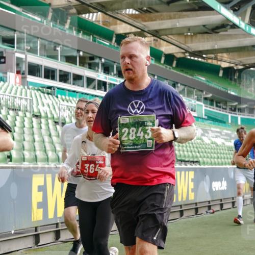 13.09.2026 - 21. swb-Marathon Bremen Michael Burmester http://msf.ph/oto/10429991 13.09.2026 13:27:31 Laufen im Stadion 111, 186, 202, 357, 364, 390, 478, 597, 726, 829, 833, 888, 925, 1077, 1220, 1412, 1473, 1496, 1608, 1700, 1769, 1958, 1961, 1984, 2236, 2273, 2309, 2388, 2404, 2428, 2502, 2507, 2508, 2542, 2558, 2576, 2582, 2592, 2725, 2748, 2817, 2875, 2876, 2923, 2965, 2970, 3045, 3047, 3050, 3073, 3084, 3184, 3219, 3359, 3540, 3589, 3592, 3629, 3756, 3885, 3907, 3978, 4238, 4457, 4660 meine-sportfotos.de