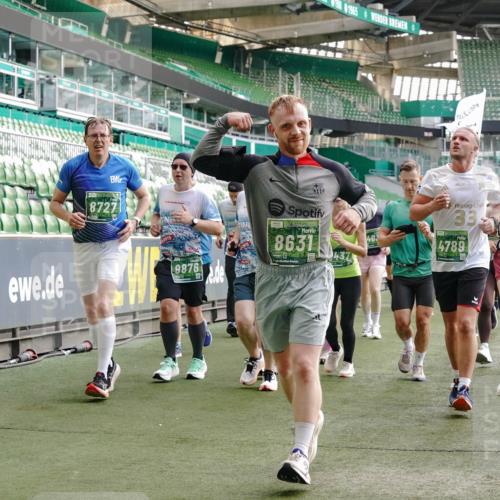 13.09.2026 - 21. swb-Marathon Bremen Michael Burmester http://msf.ph/oto/10430021 13.09.2026 13:27:33 Laufen im Stadion 111, 186, 202, 357, 364, 390, 478, 597, 726, 829, 833, 888, 925, 1077, 1220, 1412, 1473, 1496, 1608, 1700, 1769, 1958, 1961, 1984, 2236, 2273, 2309, 2388, 2404, 2428, 2502, 2507, 2508, 2542, 2558, 2576, 2582, 2592, 2725, 2748, 2817, 2875, 2876, 2923, 2965, 2970, 3045, 3047, 3050, 3073, 3084, 3184, 3219, 3359, 3540, 3589, 3592, 3629, 3756, 3826, 3885, 3907, 3978, 4238, 4457, 4660 meine-sportfotos.de