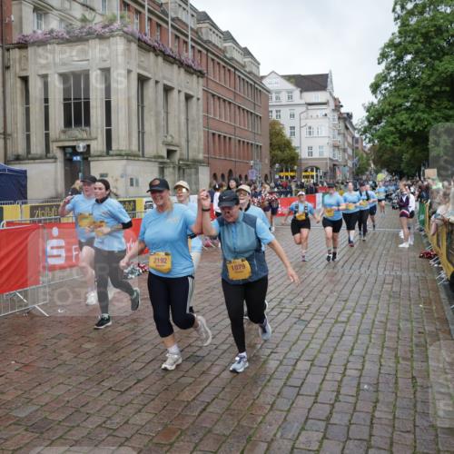 13.09.2026 - Kiel Lauf Yannick Fuchs http://msf.ph/oto/10430028 13.09.2026 11:11:50 Ziel 2950, 3580, 5156, 5227, 5387, 6965, 9572, 9661, 11756, 141, 1079, 1460, 1655, 1761, 2192, 3346, 4053, 4090, 4589, 5869, 6729, 7181, 7431, 8127, 9260, 9693, 9739, 9784, 10067, 10882, 11361, 11417, 11719, 11756, 11947, 12053, 12845, 6053, 9296, 10397, 11713, 1079, 2192, 2251, 4019, 7473, 8314, 8315, 9693, 10067, 11361, 11934, 11947 meine-sportfotos.de