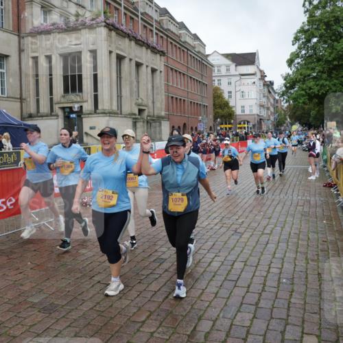 13.09.2026 - Kiel Lauf Yannick Fuchs http://msf.ph/oto/10430032 13.09.2026 11:11:50 Ziel 2950, 3580, 5156, 5227, 5387, 6965, 9572, 9661, 11756, 141, 1079, 1460, 1655, 1761, 2192, 3346, 4053, 4090, 4589, 5869, 6729, 7181, 7431, 8127, 9260, 9693, 9739, 9784, 10067, 10882, 11361, 11417, 11719, 11756, 11947, 12053, 12845, 6053, 9296, 10397, 11713, 1079, 2192, 2251, 4019, 7473, 8314, 8315, 9693, 10067, 11361, 11934, 11947 meine-sportfotos.de