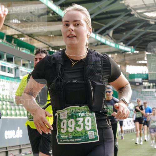 13.09.2026 - 21. swb-Marathon Bremen Michael Burmester http://msf.ph/oto/10430130 13.09.2026 13:27:38 Laufen im Stadion 111, 186, 202, 357, 364, 390, 478, 597, 726, 829, 833, 888, 925, 1077, 1220, 1412, 1473, 1496, 1608, 1700, 1769, 1958, 1961, 1984, 2236, 2273, 2309, 2388, 2404, 2428, 2502, 2507, 2542, 2574, 2576, 2582, 2592, 2725, 2748, 2817, 2875, 2876, 2923, 2965, 3045, 3047, 3050, 3073, 3084, 3184, 3219, 3359, 3540, 3589, 3592, 3629, 3756, 3826, 3885, 3907, 3978, 4108, 4238, 4457, 4660 meine-sportfotos.de
