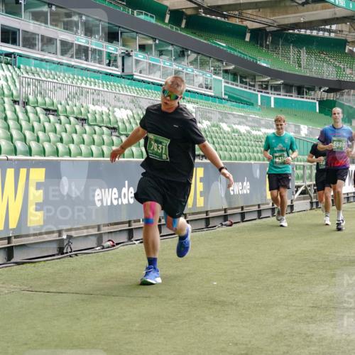 13.09.2026 - 21. swb-Marathon Bremen Michael Burmester http://msf.ph/oto/10430157 13.09.2026 13:03:43 Laufen im Stadion 209, 210, 488, 534, 596, 725, 762, 881, 936, 940, 1014, 1343, 1458, 1460, 1479, 1611, 1649, 1653, 1771, 2223, 2276, 2364, 2369, 2421, 2434, 2513, 2625, 2668, 2779, 2851, 2872, 2891, 2900, 2934, 2977, 3028, 3114, 3135, 3258, 3360, 3402, 3425, 3454, 3460, 3496, 3510, 3521, 3576, 3579, 3585, 3597, 3603, 3618, 3721, 3796, 3846, 3852, 3859, 3893, 3909, 3938, 3970, 3983, 4000, 4077, 4133, 4506, 4558, 242 meine-sportfotos.de