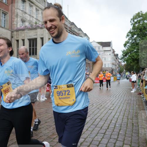13.09.2026 - Kiel Lauf Yannick Fuchs http://msf.ph/oto/10430240 13.09.2026 11:12:27 Ziel 625, 1000, 1580, 1782, 2118, 2968, 5249, 2118, 2950, 5227, 5249, 5387, 6051, 6053, 6965, 9296, 9572, 9661, 10397, 11713, 1602, 2827, 3598, 4461, 4899, 5027, 9300, 9571, 11599, 12193, 12396, 2950, 3580, 5156, 5227, 5387, 6965, 9572, 9661 meine-sportfotos.de