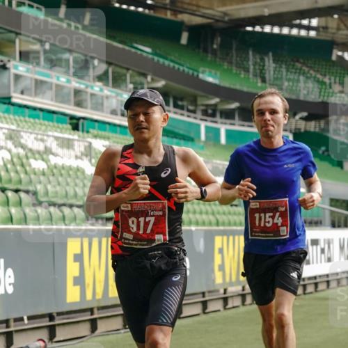 13.09.2026 - 21. swb-Marathon Bremen Michael Burmester http://msf.ph/oto/10430252 13.09.2026 12:17:16 Laufen im Stadion 513, 917, 1154, 1190, 1192, 1263, 245, 317, 540, 796, 822, 1149 meine-sportfotos.de