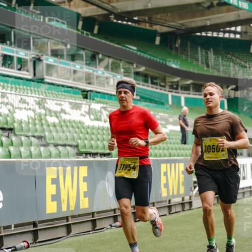 13.09.2026 - 21. swb-Marathon Bremen Michael Burmester http://msf.ph/oto/10430257 13.09.2026 10:21:30 Laufen im Stadion 10244, 10261, 10262, 10302, 10818, 10961, 10994, 11067, 11068, 11083, 11142, 11176, 11418, 11512, 11619, 11738, 11854, 11916, 11944, 11964, 12289, 12324, 12358, 12413, 12456, 12513, 12520, 12540, 13505, 13514, 13535, 13540, 13548, 13551, 13558, 13559, 13568, 13575, 13583, 13587, 13588, 13590, 13601, 13605, 13606, 13608, 13619, 13633, 13636, 13637, 12457, 12458, 13504, 13510, 13522, 13533, 13534, 13536, 13542, 13543, 13554, 13561, 13564, 13579 meine-sportfotos.de