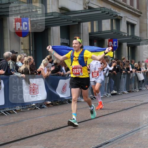 13.09.2026 - 21. swb-Marathon Bremen Strokosch-Dieckow http://msf.ph/oto/10430259 13.09.2026 13:10:13 Ziel 604, 640, 1181, 1277, 1554, 2605, 3959, 4727, 5066, 5152, 5532, 5620, 5648, 6267, 7881, 8033, 8064, 8709, 538, 623, 957, 2020, 4781, 5627, 8064, 8835, 9817 meine-sportfotos.de