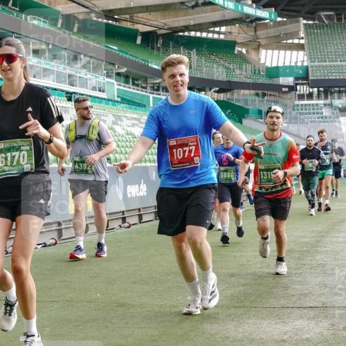 13.09.2026 - 21. swb-Marathon Bremen Michael Burmester http://msf.ph/oto/10430261 13.09.2026 13:27:44 Laufen im Stadion 111, 186, 357, 364, 390, 478, 597, 726, 829, 833, 888, 925, 1077, 1220, 1298, 1412, 1473, 1496, 1608, 1700, 1741, 1769, 1958, 1961, 1984, 2236, 2273, 2309, 2388, 2404, 2428, 2472, 2502, 2507, 2542, 2574, 2576, 2582, 2592, 2725, 2743, 2748, 2817, 2875, 2876, 2923, 2965, 3045, 3050, 3061, 3073, 3084, 3184, 3219, 3540, 3589, 3592, 3629, 3694, 3756, 3826, 3853, 3885, 3907, 3978, 4108, 4238, 4457, 4660 meine-sportfotos.de