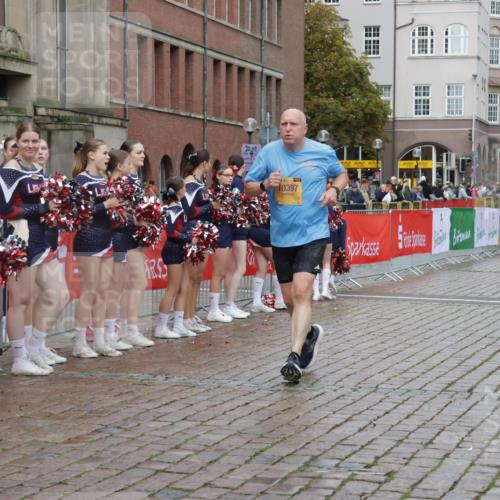 13.09.2026 - Kiel Lauf Yannick Fuchs http://msf.ph/oto/10430303 13.09.2026 11:12:34 Ziel 625, 1602, 2968, 3598, 9300, 9571, 11599, 12396, 1000, 1580, 1782, 2118, 5249, 6051, 6053, 10397, 1168, 2827, 3622, 4461, 4899, 5027, 7065, 9799, 12193, 2950, 5227, 5387, 6965, 9296, 9572, 9661, 11713 meine-sportfotos.de