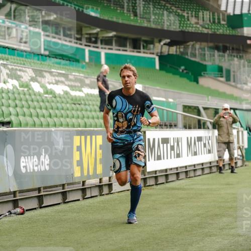 13.09.2026 - 21. swb-Marathon Bremen Michael Burmester http://msf.ph/oto/10430350 13.09.2026 10:21:36 Laufen im Stadion 10244, 10261, 10262, 10302, 10818, 10926, 10961, 10994, 11067, 11068, 11083, 11142, 11176, 11338, 11454, 11512, 11619, 11738, 11854, 11916, 11944, 11964, 12289, 12324, 12413, 12456, 12513, 12520, 12538, 12540, 13505, 13514, 13535, 13539, 13540, 13548, 13551, 13558, 13559, 13568, 13575, 13583, 13587, 13588, 13590, 13605, 13606, 13608, 13619, 13633, 13636, 13637, 12457, 12458, 13504, 13510, 13522, 13533, 13534, 13536, 13543, 13554, 13561, 13564, 13579 meine-sportfotos.de