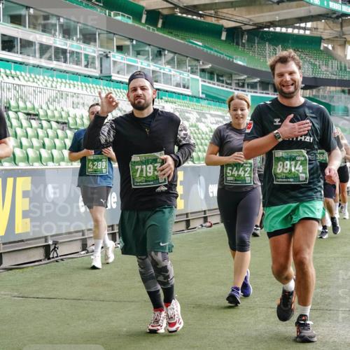 13.09.2026 - 21. swb-Marathon Bremen Michael Burmester http://msf.ph/oto/10430386 13.09.2026 13:27:51 Laufen im Stadion 111, 186, 220, 357, 364, 390, 478, 597, 726, 829, 833, 888, 925, 1077, 1079, 1220, 1298, 1325, 1412, 1496, 1608, 1700, 1741, 1769, 1958, 1961, 1984, 2236, 2273, 2309, 2365, 2388, 2404, 2428, 2472, 2502, 2507, 2542, 2574, 2576, 2582, 2725, 2743, 2748, 2817, 2875, 2876, 2923, 2965, 3045, 3050, 3061, 3073, 3084, 3154, 3184, 3219, 3540, 3589, 3592, 3629, 3694, 3756, 3826, 3853, 3885, 3907, 3978, 4108, 4238, 4457, 4660 meine-sportfotos.de