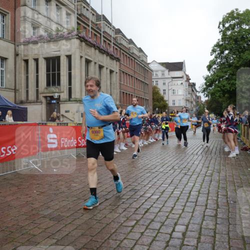 13.09.2026 - Kiel Lauf Yannick Fuchs http://msf.ph/oto/10430480 13.09.2026 11:13:12 Ziel 2696, 3882, 5472, 11369, 1168, 1602, 2827, 3598, 3622, 4461, 4899, 5027, 5061, 7065, 9300, 9799, 12193, 12396, 328, 2290, 2607, 4299, 6237, 9860, 10432, 11210, 11666, 12234, 1602, 3598, 9300, 9571, 11599, 12396 meine-sportfotos.de