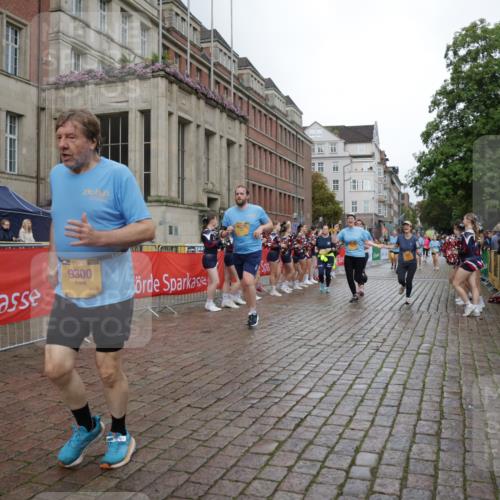 13.09.2026 - Kiel Lauf Yannick Fuchs http://msf.ph/oto/10430487 13.09.2026 11:13:13 Ziel 2696, 3882, 5472, 11369, 1168, 2827, 3622, 4461, 4899, 5027, 5061, 7065, 9300, 9799, 12193, 328, 2290, 2607, 4299, 6237, 8492, 9860, 10432, 11210, 11666, 12234, 1602, 3598, 5027, 9300, 9571, 11599, 12396 meine-sportfotos.de