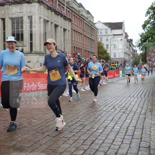 13.09.2026 - Kiel Lauf Yannick Fuchs http://msf.ph/oto/10430504 13.09.2026 11:13:15 Ziel 2696, 3882, 5472, 1168, 2827, 3622, 4461, 4899, 5027, 5061, 7065, 9799, 11369, 12193, 328, 2290, 2607, 4299, 6237, 8492, 9860, 10432, 11210, 11666, 12234, 1602, 2827, 3598, 5027, 9300, 9571, 11599, 12193, 12396 meine-sportfotos.de
