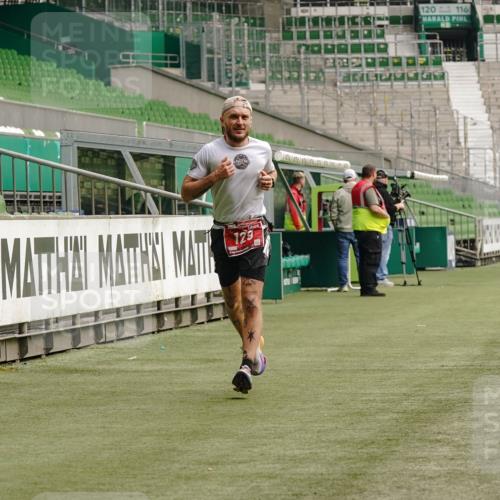 13.09.2026 - 21. swb-Marathon Bremen Michael Burmester http://msf.ph/oto/10430508 13.09.2026 12:22:43 Laufen im Stadion 129, 236, 642, 1567, 1238 meine-sportfotos.de