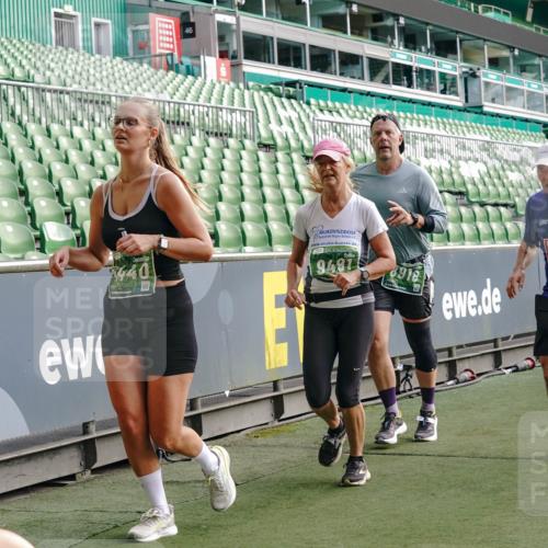 13.09.2026 - 21. swb-Marathon Bremen Michael Burmester http://msf.ph/oto/10430523 13.09.2026 13:27:58 Laufen im Stadion 111, 186, 220, 357, 364, 390, 478, 597, 726, 829, 833, 888, 925, 1079, 1220, 1298, 1325, 1412, 1496, 1608, 1700, 1741, 1769, 1958, 1961, 1984, 2236, 2273, 2309, 2365, 2388, 2404, 2428, 2472, 2502, 2507, 2542, 2574, 2582, 2593, 2725, 2743, 2748, 2875, 2876, 2923, 2965, 3045, 3050, 3061, 3073, 3084, 3154, 3184, 3219, 3540, 3589, 3592, 3694, 3756, 3826, 3853, 3885, 3907, 3978, 4108, 4238, 4457, 4660 meine-sportfotos.de
