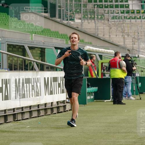 13.09.2026 - 21. swb-Marathon Bremen Michael Burmester http://msf.ph/oto/10430527 13.09.2026 12:23:11 Laufen im Stadion 129, 236, 798, 1483, 1490, 1567, 1238 meine-sportfotos.de