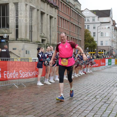 13.09.2026 - Kiel Lauf Yannick Fuchs http://msf.ph/oto/10430586 13.09.2026 11:13:26 Ziel 2290, 2607, 4299, 6237, 9860, 10432, 11210, 11666, 12234, 1168, 2696, 3622, 3882, 5061, 5472, 7065, 11369, 328, 8492, 8831, 9552, 9553, 9787, 10660, 1168, 3622, 4461, 4899, 7065, 9799 meine-sportfotos.de