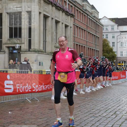 13.09.2026 - Kiel Lauf Yannick Fuchs http://msf.ph/oto/10430590 13.09.2026 11:13:27 Ziel 328, 2290, 2607, 4299, 6237, 9860, 10432, 11210, 11666, 12234, 2696, 3882, 5061, 5472, 7065, 11369, 8492, 8831, 9552, 9553, 9787, 10660, 1168, 3622, 4461, 7065, 9799 meine-sportfotos.de