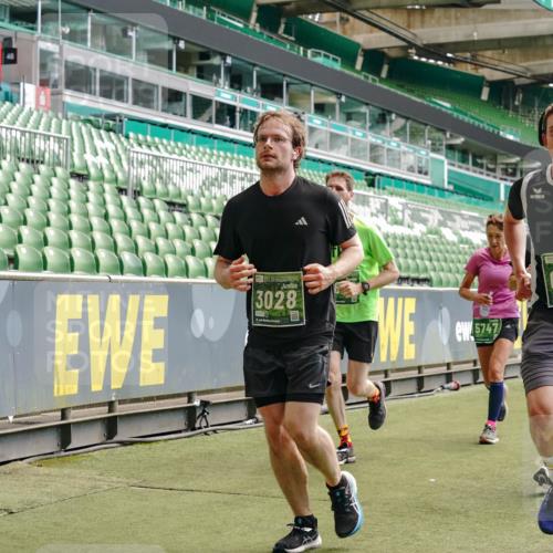 13.09.2026 - 21. swb-Marathon Bremen Michael Burmester http://msf.ph/oto/10430602 13.09.2026 13:03:52 Laufen im Stadion 209, 210, 488, 534, 565, 596, 725, 762, 881, 940, 1014, 1343, 1373, 1456, 1458, 1460, 1479, 1611, 1649, 1653, 1771, 2223, 2276, 2364, 2369, 2421, 2430, 2434, 2452, 2513, 2625, 2779, 2851, 2872, 2891, 2900, 2910, 2934, 2957, 2977, 3028, 3114, 3135, 3217, 3258, 3360, 3402, 3419, 3425, 3454, 3460, 3496, 3510, 3521, 3576, 3579, 3585, 3597, 3618, 3796, 3846, 3859, 3893, 3909, 3938, 3970, 3983, 4077, 4133, 4558, 242 meine-sportfotos.de