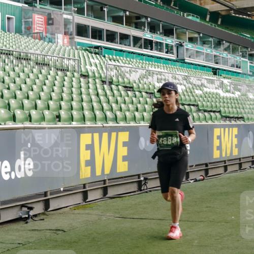 13.09.2026 - 21. swb-Marathon Bremen Michael Burmester http://msf.ph/oto/10430608 13.09.2026 13:28:04 Laufen im Stadion 111, 186, 220, 357, 364, 390, 478, 597, 726, 829, 888, 925, 1079, 1220, 1298, 1325, 1412, 1496, 1608, 1700, 1741, 1769, 1777, 1958, 1961, 1984, 2236, 2309, 2365, 2388, 2404, 2472, 2502, 2507, 2542, 2574, 2582, 2593, 2725, 2743, 2748, 2868, 2875, 2876, 2923, 3045, 3050, 3061, 3073, 3084, 3154, 3184, 3219, 3540, 3589, 3592, 3595, 3694, 3756, 3798, 3826, 3853, 3885, 3907, 3978, 3987, 4108, 4238, 4457, 4660 meine-sportfotos.de