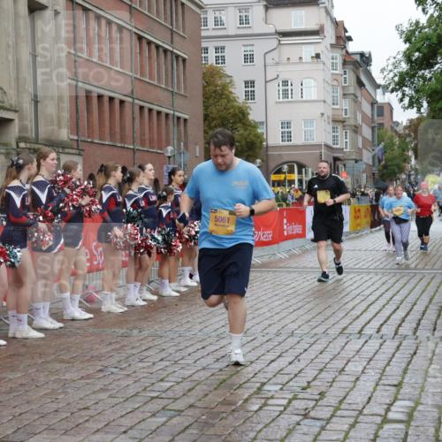 13.09.2026 - Kiel Lauf Yannick Fuchs http://msf.ph/oto/10430618 13.09.2026 11:13:32 Ziel 328, 2290, 2607, 4299, 6237, 8492, 9787, 9860, 10432, 11210, 11666, 12234, 2696, 3882, 5061, 5472, 6237, 10432, 11369, 11666, 4575, 8831, 9552, 9553, 10660, 1168, 3622, 5061, 7065 meine-sportfotos.de