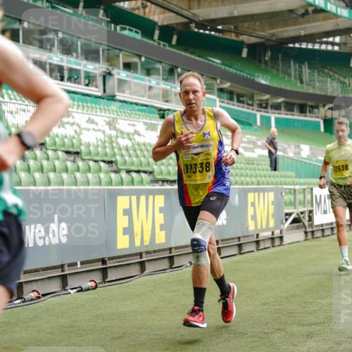 13.09.2026 - 21. swb-Marathon Bremen Michael Burmester http://msf.ph/oto/10430653 13.09.2026 10:21:54 Laufen im Stadion 10244, 10262, 10302, 10441, 10818, 10926, 10961, 11067, 11068, 11083, 11142, 11338, 11454, 11619, 11738, 11854, 11916, 11944, 11964, 12003, 12289, 12324, 12456, 12513, 12520, 12538, 12540, 13507, 13514, 13519, 13535, 13539, 13548, 13551, 13553, 13559, 13568, 13575, 13583, 13584, 13587, 13606, 13608, 13636, 13637, 13641, 10475, 11481, 11652, 12457, 12458, 13504, 13522, 13533, 13534, 13536, 13543, 13554, 13561, 13564 meine-sportfotos.de