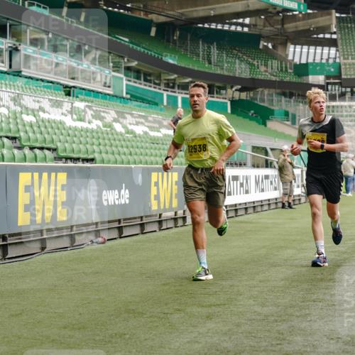 13.09.2026 - 21. swb-Marathon Bremen Michael Burmester http://msf.ph/oto/10430682 13.09.2026 10:21:55 Laufen im Stadion 10244, 10302, 10441, 10818, 10926, 10961, 11067, 11083, 11142, 11338, 11454, 11619, 11738, 11854, 11916, 11944, 11964, 12003, 12289, 12324, 12456, 12513, 12520, 12538, 12540, 13507, 13514, 13519, 13535, 13539, 13548, 13551, 13553, 13559, 13568, 13575, 13583, 13584, 13587, 13606, 13608, 13636, 13637, 13641, 10475, 11481, 11652, 12457, 12458, 13504, 13522, 13533, 13534, 13536, 13543, 13554, 13561, 13564 meine-sportfotos.de