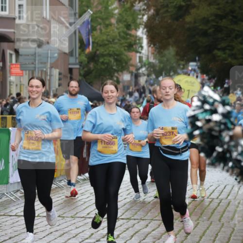 13.09.2026 - Kiel Lauf Yannick Fuchs http://msf.ph/oto/10430708 13.09.2026 11:13:48 Ziel 4575, 8831, 9552, 9553, 10660, 328, 2290, 2607, 4299, 6237, 8492, 9787, 9860, 10432, 11210, 11666, 12234, 489, 9873, 2696, 3882, 5472 meine-sportfotos.de