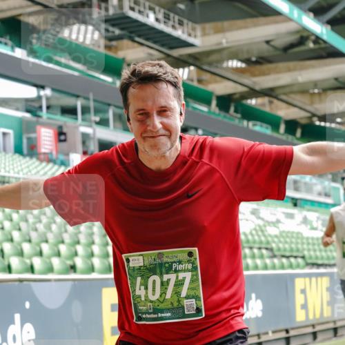 13.09.2026 - 21. swb-Marathon Bremen Michael Burmester http://msf.ph/oto/10430720 13.09.2026 13:03:55 Laufen im Stadion 209, 210, 488, 534, 565, 596, 725, 762, 881, 940, 1014, 1343, 1373, 1456, 1458, 1460, 1479, 1611, 1649, 1653, 1771, 2223, 2276, 2364, 2369, 2421, 2430, 2434, 2452, 2513, 2625, 2779, 2851, 2872, 2891, 2900, 2910, 2934, 2957, 2977, 3028, 3114, 3135, 3217, 3258, 3360, 3402, 3419, 3425, 3454, 3460, 3496, 3510, 3521, 3576, 3579, 3585, 3597, 3618, 3796, 3846, 3859, 3893, 3909, 3938, 3970, 3983, 4077, 4133, 4558, 242 meine-sportfotos.de