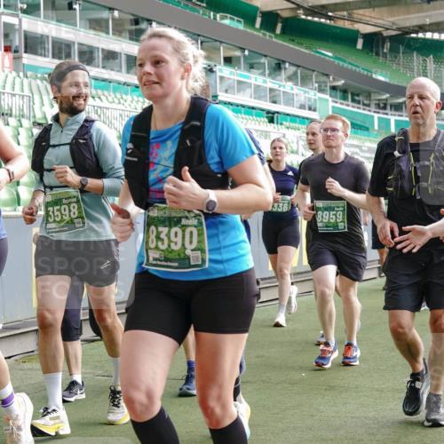 13.09.2026 - 21. swb-Marathon Bremen Michael Burmester http://msf.ph/oto/10430751 13.09.2026 13:28:14 Laufen im Stadion 111, 186, 220, 357, 364, 478, 597, 726, 729, 829, 888, 925, 1079, 1220, 1298, 1325, 1384, 1412, 1496, 1608, 1700, 1741, 1769, 1777, 1958, 1961, 1984, 2236, 2365, 2388, 2404, 2472, 2502, 2507, 2542, 2574, 2593, 2725, 2743, 2748, 2862, 2868, 2875, 2876, 2923, 2924, 2991, 3045, 3050, 3061, 3073, 3154, 3184, 3219, 3238, 3321, 3540, 3589, 3592, 3594, 3595, 3678, 3694, 3756, 3798, 3826, 3853, 3885, 3907, 3978, 3987, 4108, 4238, 4457, 4660 meine-sportfotos.de