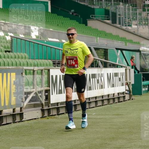 13.09.2026 - 21. swb-Marathon Bremen Michael Burmester http://msf.ph/oto/10430790 13.09.2026 12:24:53 Laufen im Stadion 149, 289, 798, 814, 968, 1313, 1483, 1490, 1544, 1567, 634, 642, 1957 meine-sportfotos.de