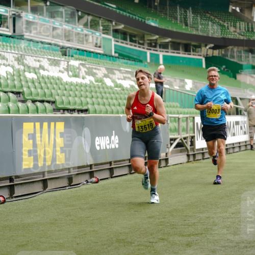 13.09.2026 - 21. swb-Marathon Bremen Michael Burmester http://msf.ph/oto/10430823 13.09.2026 10:22:03 Laufen im Stadion 10244, 10302, 10441, 10926, 10961, 11083, 11142, 11338, 11454, 11619, 11738, 11854, 11916, 11944, 11964, 12003, 12289, 12370, 12456, 12513, 12520, 12538, 13507, 13513, 13514, 13519, 13535, 13539, 13548, 13551, 13553, 13559, 13568, 13575, 13584, 13587, 13606, 13608, 13636, 13641, 10366, 10475, 11481, 11652, 12457, 12458, 13504, 13530, 13533, 13534, 13536, 13541, 13543, 13554, 13561, 13564 meine-sportfotos.de