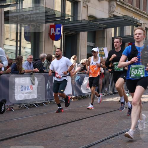 13.09.2026 - 21. swb-Marathon Bremen Strokosch-Dieckow http://msf.ph/oto/10430842 13.09.2026 13:10:45 Ziel 335, 384, 697, 1349, 2021, 2087, 2759, 3440, 3448, 3484, 3647, 4023, 4429, 4475, 4571, 5079, 5168, 5314, 6471, 6657, 7115, 7136, 8183, 8474, 9410, 9618, 9622, 9762, 384, 640, 1181, 1277, 1385, 1498, 1554, 2347, 2605, 4727, 5066, 5152, 5155, 5168, 5387, 5620, 5648, 6267, 7115, 7881, 9659, 13248 meine-sportfotos.de