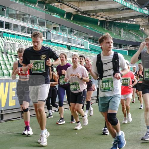 13.09.2026 - 21. swb-Marathon Bremen Michael Burmester http://msf.ph/oto/10430887 13.09.2026 13:28:26 Laufen im Stadion 111, 186, 220, 357, 364, 422, 476, 478, 597, 685, 726, 729, 829, 888, 925, 986, 1079, 1220, 1298, 1325, 1384, 1412, 1496, 1608, 1615, 1741, 1769, 1777, 1958, 1961, 1984, 2236, 2326, 2365, 2404, 2472, 2502, 2507, 2574, 2593, 2725, 2743, 2748, 2862, 2868, 2875, 2876, 2923, 2924, 2991, 3020, 3045, 3050, 3061, 3073, 3154, 3184, 3219, 3238, 3274, 3321, 3361, 3589, 3592, 3594, 3595, 3678, 3694, 3755, 3756, 3798, 3826, 3853, 3885, 3907, 3953, 3971, 3978, 3987, 4108, 4238, 4457, 4660 meine-sportfotos.de