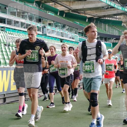 13.09.2026 - 21. swb-Marathon Bremen Michael Burmester http://msf.ph/oto/10430891 13.09.2026 13:28:26 Laufen im Stadion 111, 186, 220, 357, 364, 422, 476, 478, 597, 685, 726, 729, 829, 888, 925, 986, 1079, 1220, 1298, 1325, 1384, 1412, 1496, 1608, 1615, 1741, 1769, 1777, 1958, 1961, 1984, 2236, 2326, 2365, 2404, 2472, 2502, 2507, 2574, 2593, 2725, 2743, 2748, 2862, 2868, 2875, 2876, 2923, 2924, 2991, 3020, 3045, 3050, 3061, 3073, 3154, 3184, 3219, 3238, 3274, 3321, 3361, 3589, 3592, 3594, 3595, 3678, 3694, 3755, 3756, 3798, 3826, 3853, 3885, 3907, 3953, 3971, 3978, 3987, 4108, 4238, 4457, 4660 meine-sportfotos.de