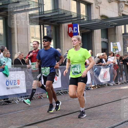 13.09.2026 - 21. swb-Marathon Bremen Strokosch-Dieckow http://msf.ph/oto/10430894 13.09.2026 13:10:47 Ziel 335, 697, 1349, 2021, 2087, 2759, 3440, 3448, 3484, 3647, 4023, 4429, 4475, 4571, 5079, 6471, 6657, 7136, 8183, 8474, 9410, 9618, 9622, 9762, 384, 640, 1181, 1385, 1498, 1554, 2347, 2605, 4023, 4727, 5066, 5152, 5155, 5168, 5314, 5387, 5620, 5648, 6267, 7115, 7136, 7881, 9659, 13248 meine-sportfotos.de