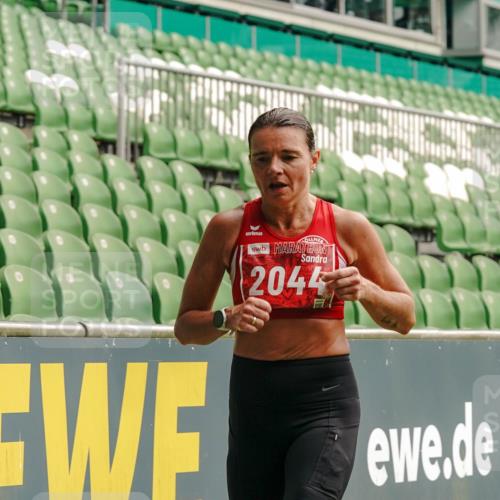 13.09.2026 - 21. swb-Marathon Bremen Michael Burmester http://msf.ph/oto/10430912 13.09.2026 12:25:34 Laufen im Stadion 149, 447, 814, 875, 968, 1187, 1313, 1544, 1840, 2044, 2143, 129, 236, 642, 1957 meine-sportfotos.de