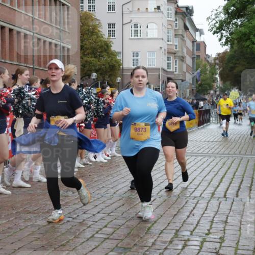 13.09.2026 - Kiel Lauf Yannick Fuchs http://msf.ph/oto/10430915 13.09.2026 11:14:40 Ziel 270, 2520, 3706, 3707, 3708, 6378, 6783, 6806, 6905, 7787, 10278, 11482, 283, 397, 489, 1338, 1339, 3278, 5478, 7998, 9272, 9873, 5601, 9273, 10116, 10124, 489, 9873 meine-sportfotos.de