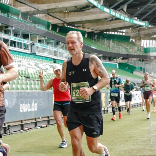 13.09.2026 - 21. swb-Marathon Bremen Michael Burmester http://msf.ph/oto/10430958 13.09.2026 13:04:00 Laufen im Stadion 209, 210, 488, 534, 565, 596, 725, 762, 881, 940, 1014, 1343, 1373, 1456, 1458, 1460, 1479, 1611, 1649, 1653, 1687, 1771, 2223, 2276, 2364, 2369, 2421, 2430, 2434, 2452, 2513, 2625, 2779, 2851, 2872, 2891, 2900, 2910, 2919, 2934, 2957, 2977, 3028, 3114, 3135, 3217, 3258, 3360, 3402, 3419, 3425, 3454, 3460, 3496, 3510, 3521, 3576, 3579, 3585, 3597, 3618, 3796, 3846, 3859, 3909, 3938, 3970, 3983, 4077, 4133, 4558, 242 meine-sportfotos.de