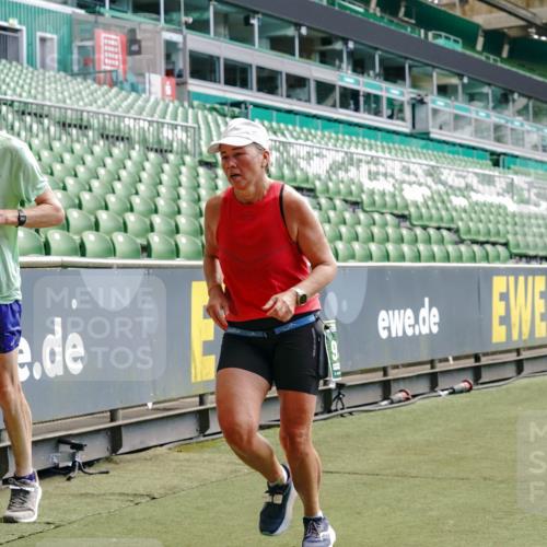 13.09.2026 - 21. swb-Marathon Bremen Michael Burmester http://msf.ph/oto/10430988 13.09.2026 13:04:01 Laufen im Stadion 209, 210, 488, 534, 565, 596, 725, 762, 881, 940, 1014, 1343, 1373, 1456, 1458, 1460, 1479, 1611, 1649, 1653, 1687, 1771, 2223, 2276, 2364, 2369, 2421, 2430, 2434, 2452, 2513, 2625, 2779, 2851, 2867, 2872, 2891, 2900, 2910, 2919, 2934, 2957, 2977, 3028, 3114, 3135, 3217, 3258, 3360, 3402, 3419, 3425, 3454, 3460, 3496, 3510, 3521, 3576, 3579, 3585, 3597, 3618, 3796, 3846, 3859, 3909, 3938, 3970, 3983, 4077, 4133, 242 meine-sportfotos.de