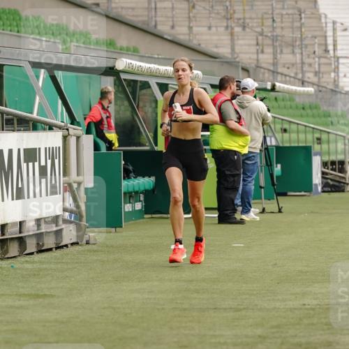 13.09.2026 - 21. swb-Marathon Bremen Michael Burmester http://msf.ph/oto/10431051 13.09.2026 12:26:07 Laufen im Stadion 206, 322, 447, 814, 841, 875, 968, 1187, 1313, 1544, 1840, 2044, 2143, 129, 236, 1567 meine-sportfotos.de