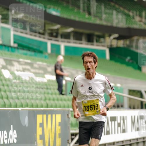13.09.2026 - 21. swb-Marathon Bremen Michael Burmester http://msf.ph/oto/10431098 13.09.2026 10:22:18 Laufen im Stadion 10244, 10302, 10441, 10575, 10926, 10961, 11083, 11127, 11142, 11227, 11338, 11454, 11619, 11738, 11854, 11916, 11944, 12003, 12209, 12370, 12395, 12456, 12513, 12520, 12538, 13507, 13513, 13519, 13535, 13539, 13548, 13551, 13553, 13559, 13568, 13575, 13584, 13587, 13606, 13608, 13616, 13636, 13641, 10366, 10475, 11481, 11652, 12457, 12458, 13504, 13530, 13533, 13534, 13536, 13541, 13543, 13554, 13564 meine-sportfotos.de